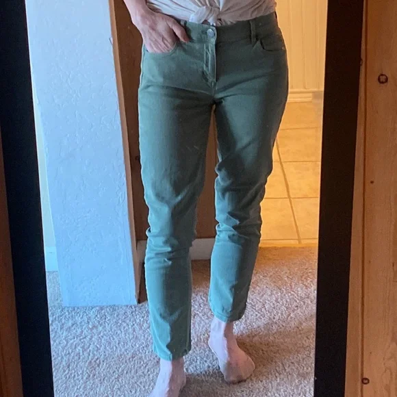 LOFT skinny Crop - Picture 4 of 6